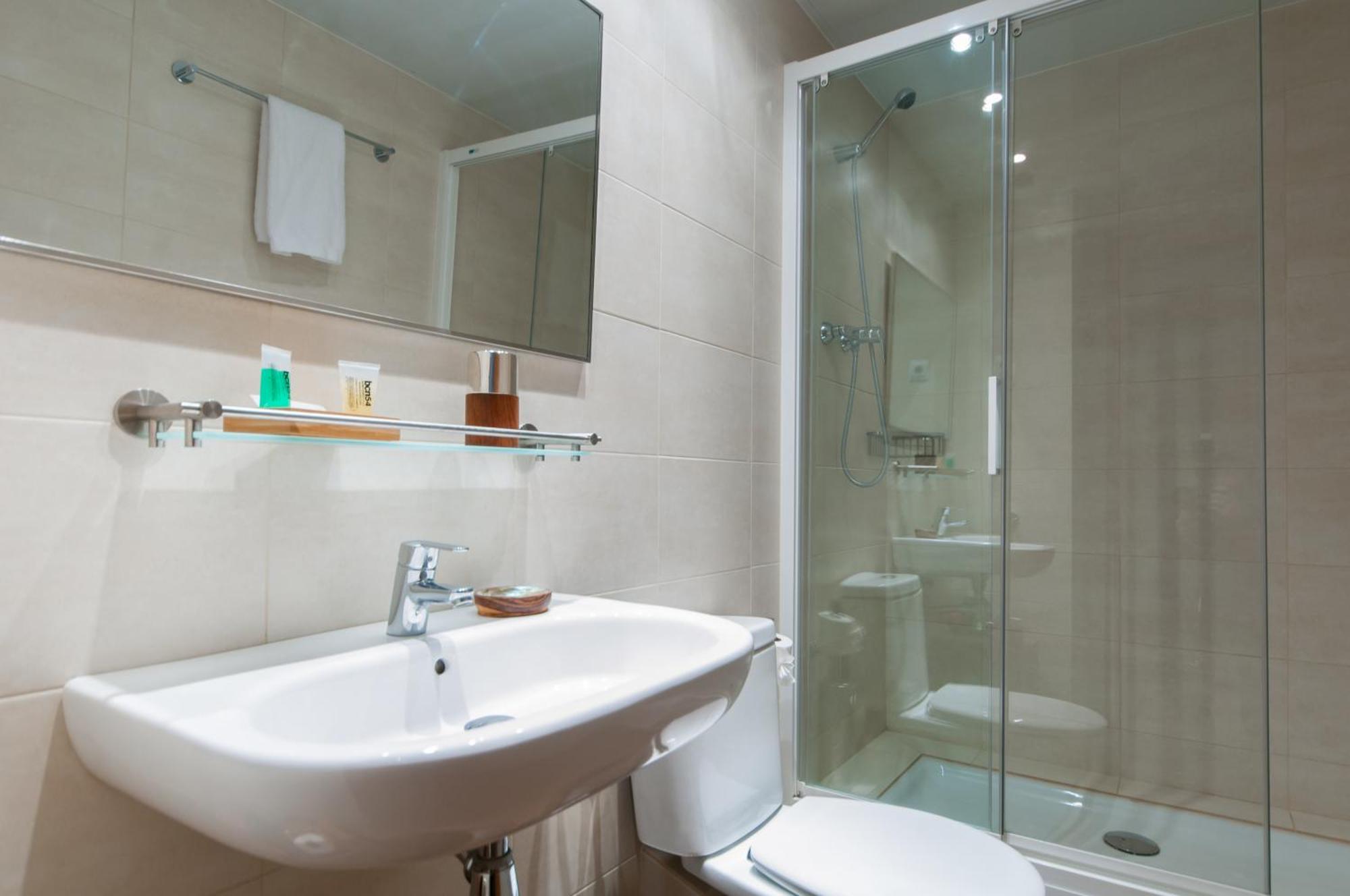Pelayo Deluxe Apartments Barcelona Szoba fotó