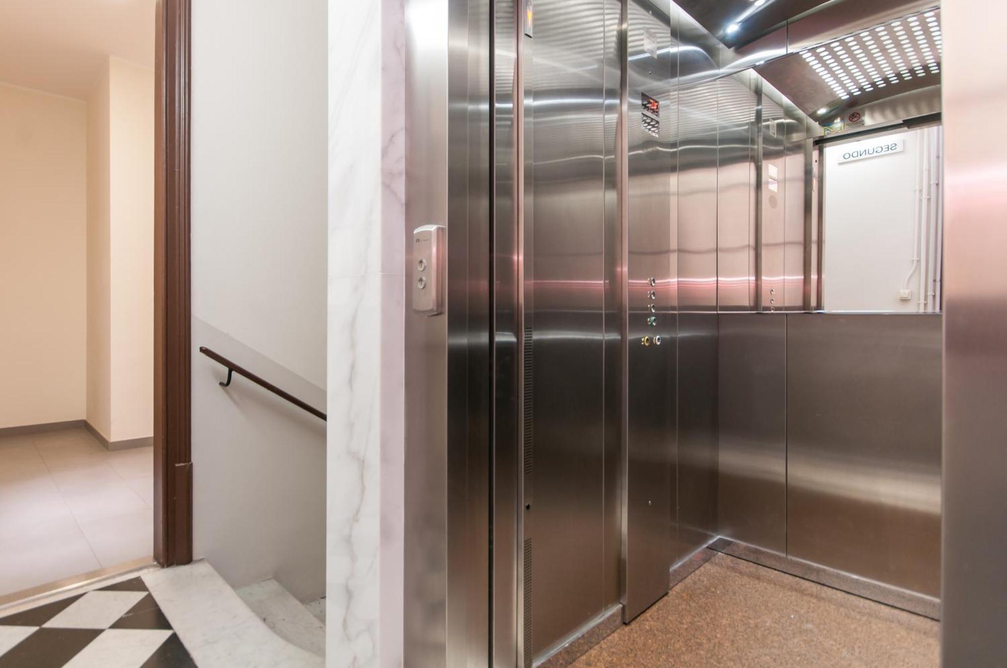 Pelayo Deluxe Apartments Barcelona Szoba fotó