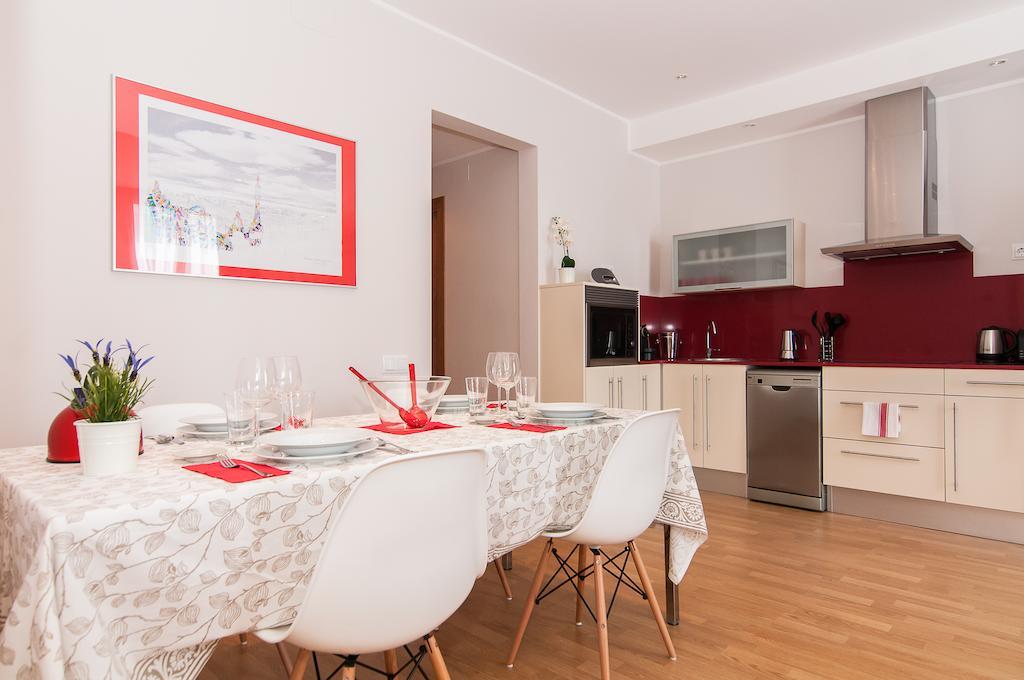 Pelayo Deluxe Apartments Barcelona Szoba fotó
