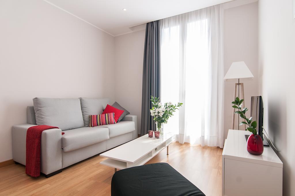 Pelayo Deluxe Apartments Barcelona Szoba fotó